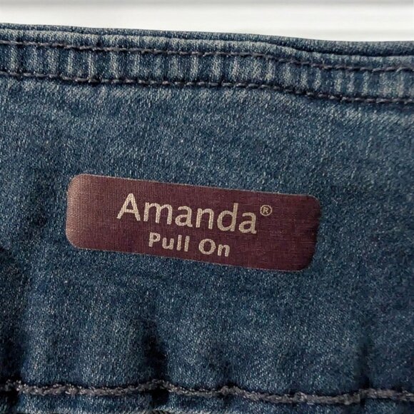 Gloria Vanderbilt Amanda Pull-On Jeans Plus Size 24W Blue Denim STrech POckets - Picture 4 of 8